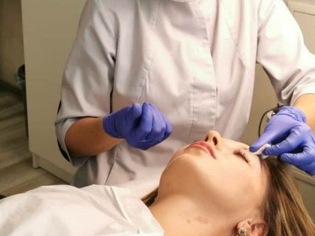 Микроблейдинг бровей фото до и после