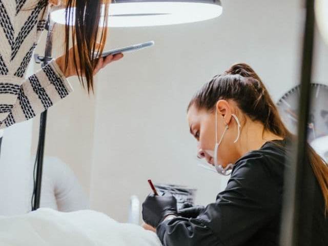 Микроблейдинг бровей фото до и после