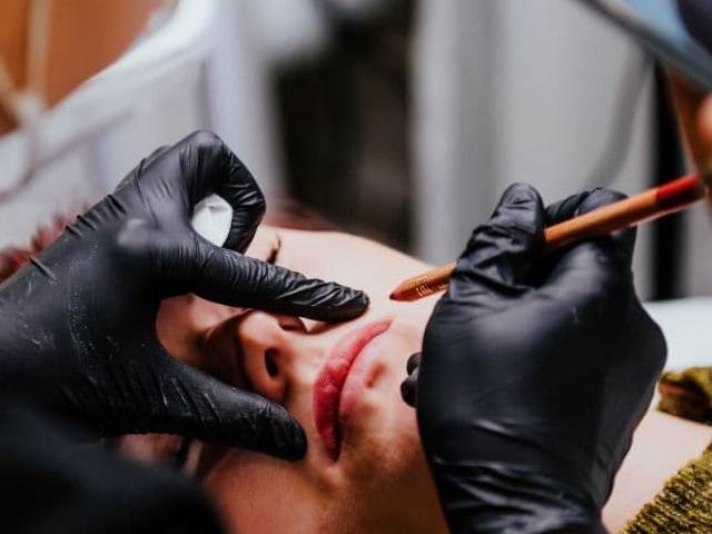 Микроблейдинг бровей фото до и после